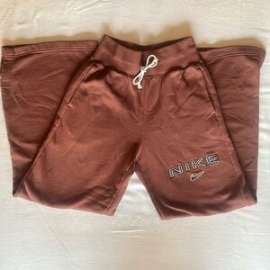 Wide leg Nike Sweats - xs
